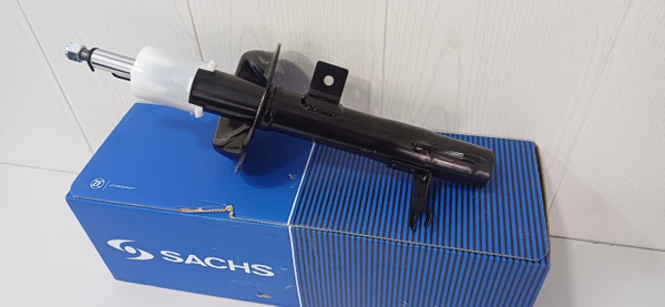 передний правый амортизатор Форд Фокус 3 ford focus 3 Sachs отличное ...