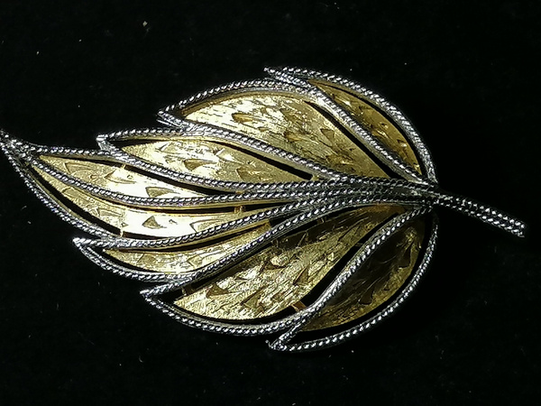 Винтажная брошь. Листок. Металл. Англия вторая половина ХХ века. купить ...