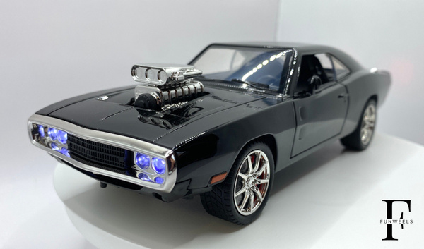 Детская игрушка металлическая инерционная модель , Dodge Charger 1970 ...