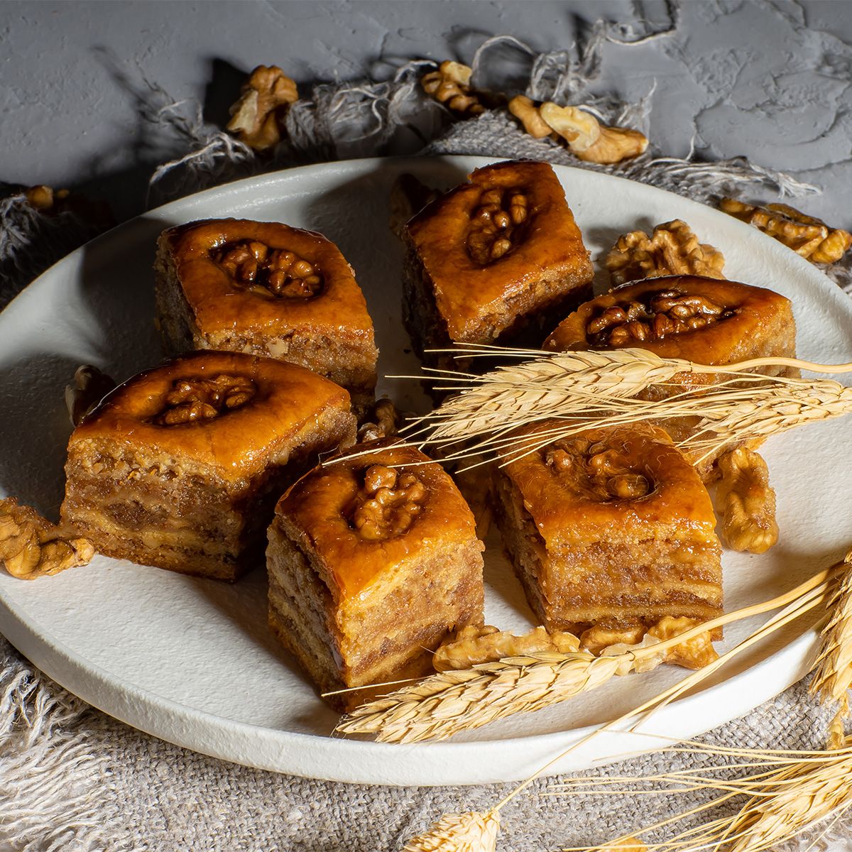 Пахлава бакинская Pate D'or с грецким орехом восточные сладости, 300 г