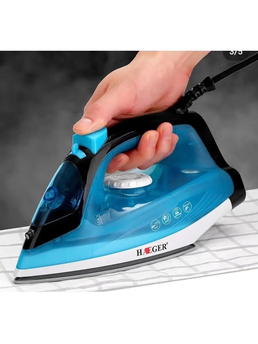 Утюг Russell Hobbs 24830-56 Light & Easy Brights Sapphire