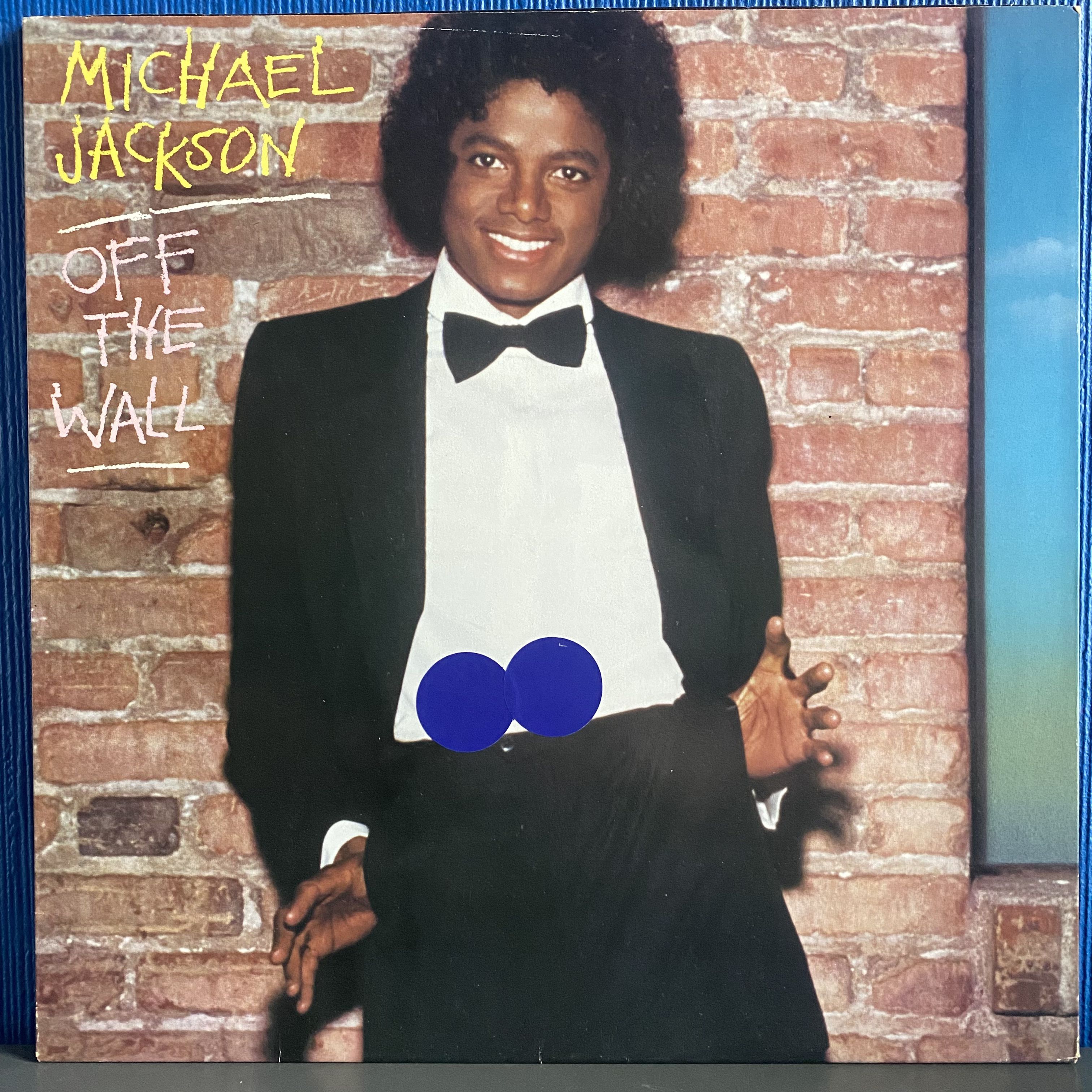 Michael jackson off the wall. Michael jackson off the wall. Michael jackson off the wall обложка. Michael jackson off the wall. Michael jackson off the wall.