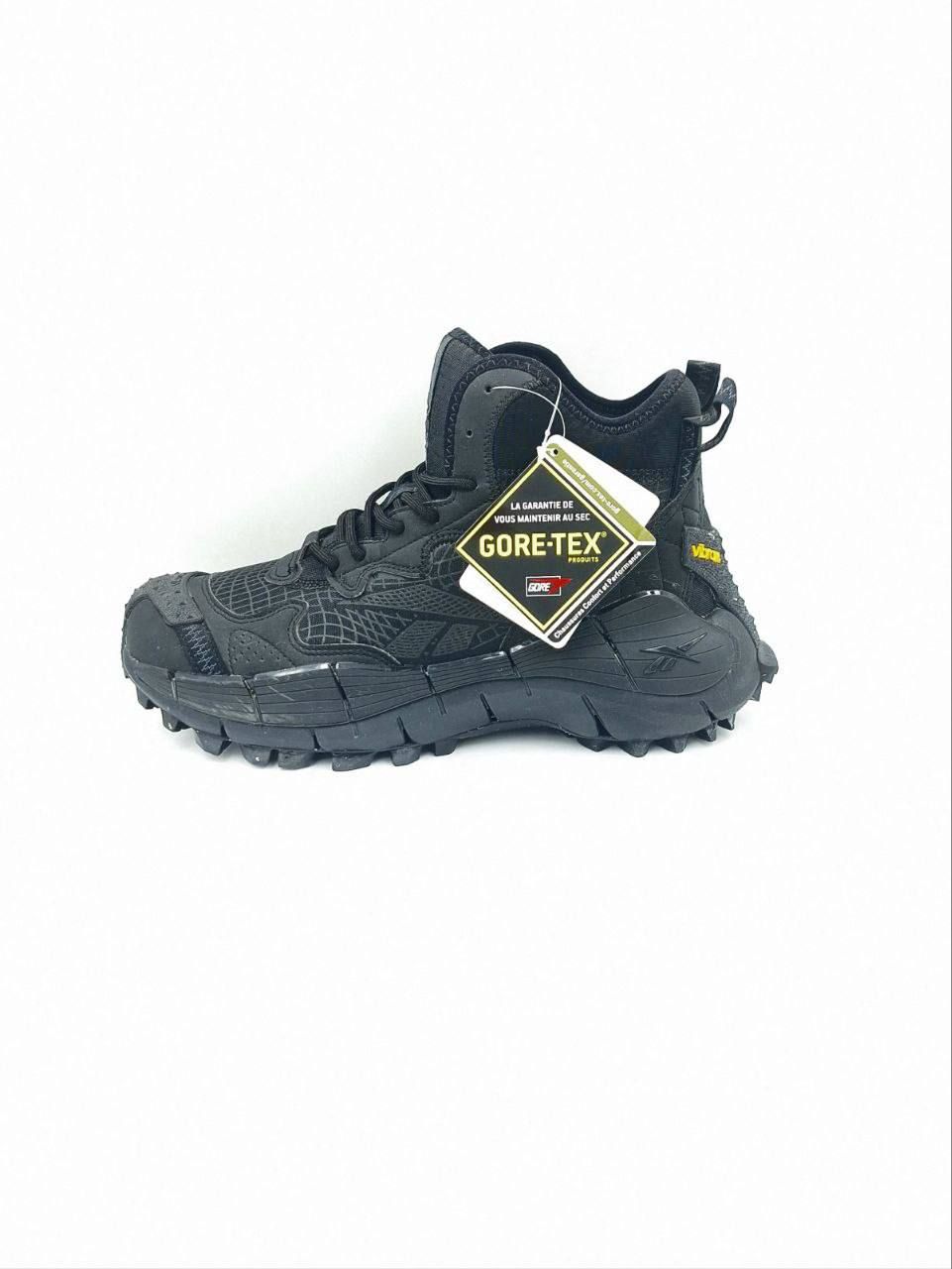 Кроссовки Reebok...