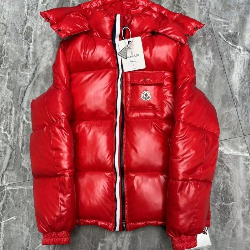 ПуховикMONCLER