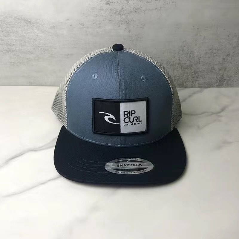 Бейсболка Snapback Cap