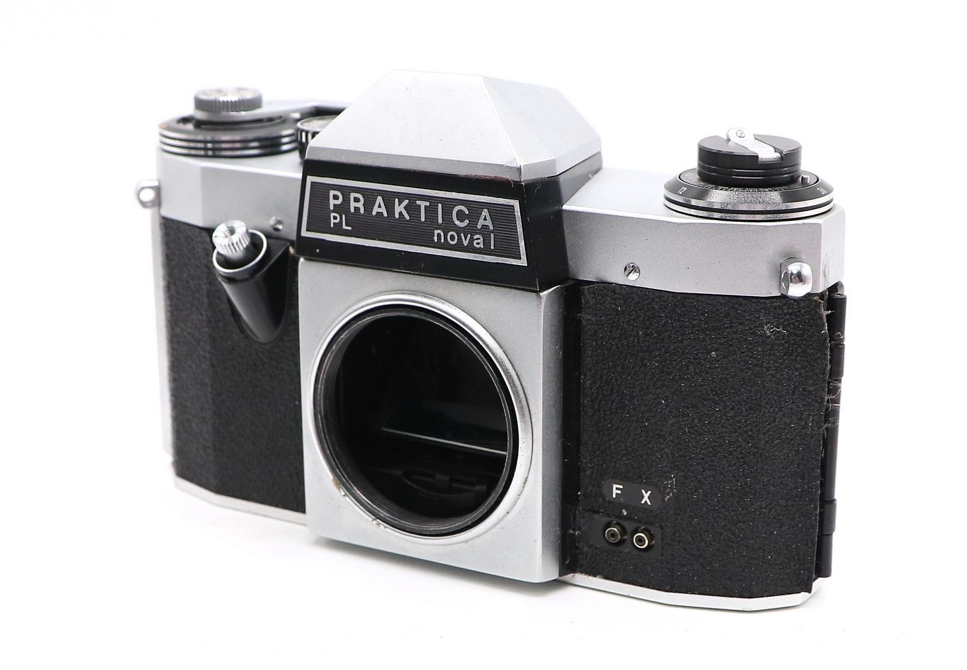 Praktica PL Nova l body (Германия, 1968)