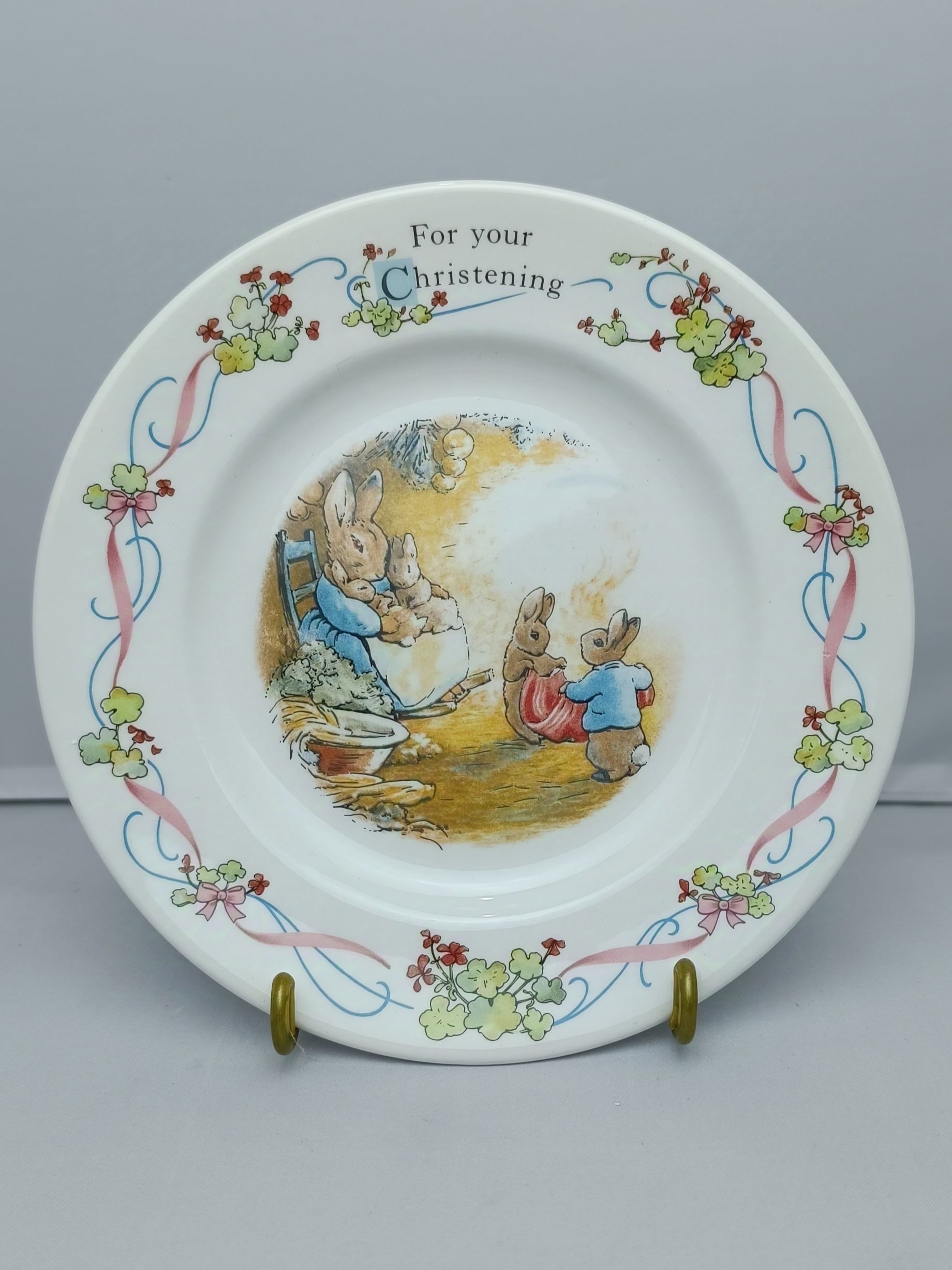 Коллекционная фарфоровая тарелка " На твои крестины". Peter Rabbit Wedgwood. Англия 1992 год