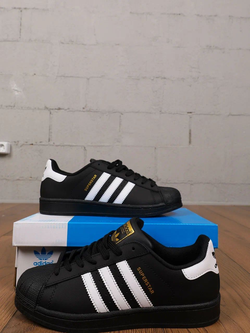 Adidas fake superstar online