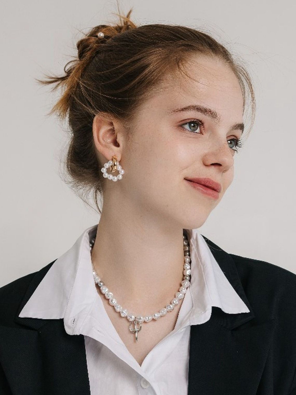 Серьги женские бижутерия со съёмным элементом "Трансформер", цвет белый в золоте