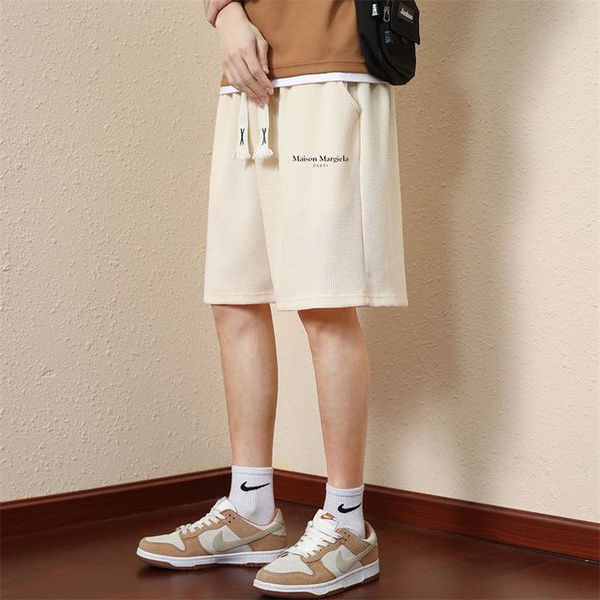 Шорты MAISON MARGIELA - купить с доставкой по выгодным ценам в интернет ...