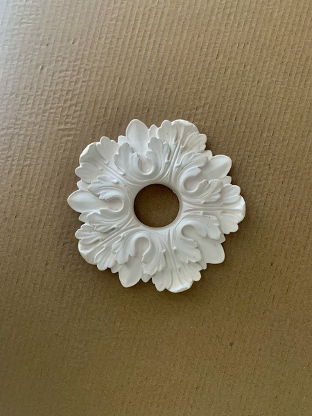 Потолочная розетка из гипса ПР-19 - купить с доставкой по выгодным ...