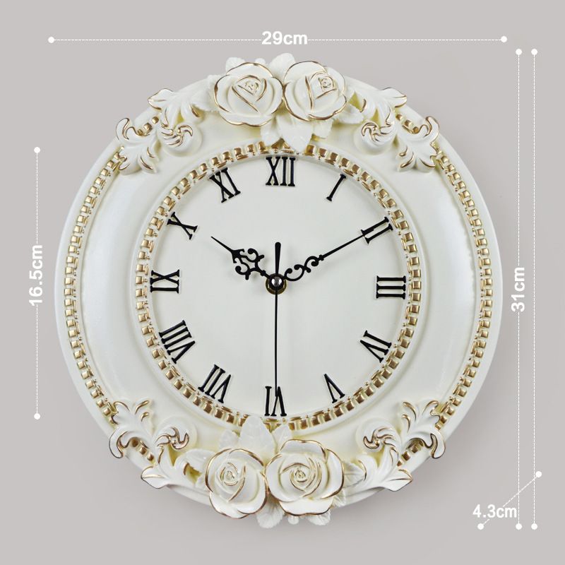 Часы настенные женщина. Интерьерные часы. Декоративные часы. Часы настенные. Настенные часы в классическом стиле.