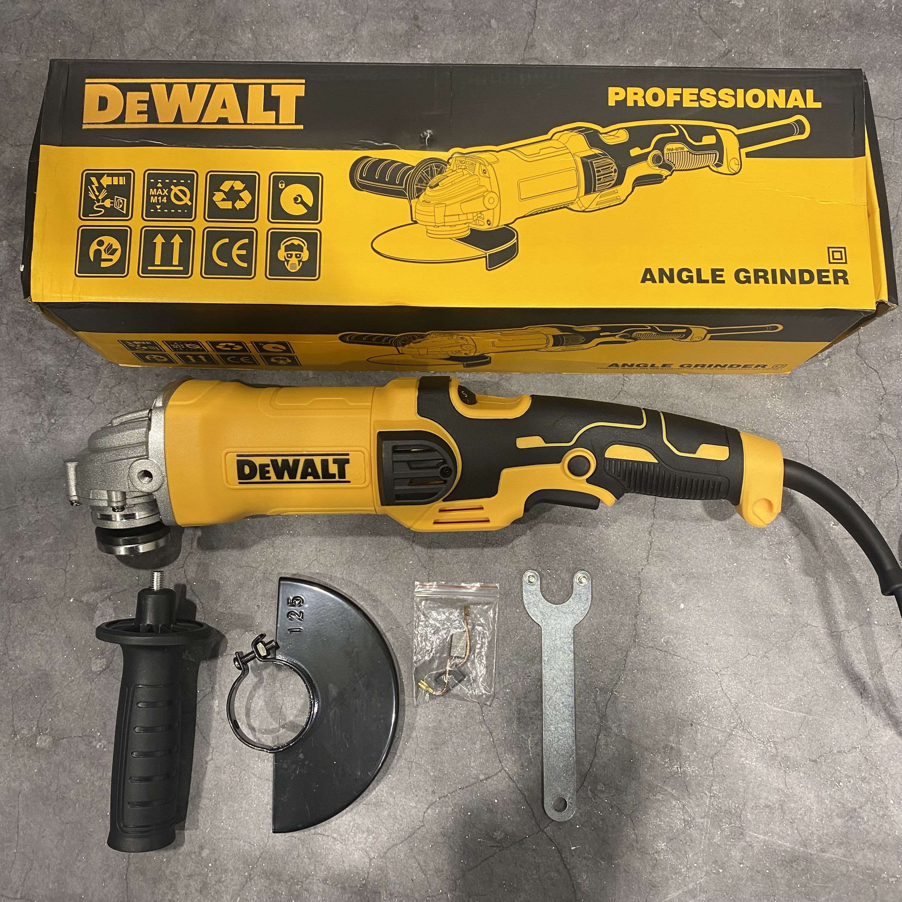 Болгарка 125 с регулировкой оборотов, шлифмашина DeWALT УШМ 125/1600W ( 1600 Вт, 125 мм), сетевая