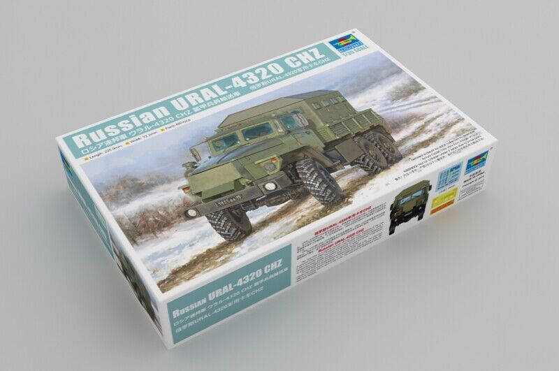 Trumpeter 01071 1/35 Российский УРАЛ-4320 ЧЗ TRuck модель- 2020 Автомобиль