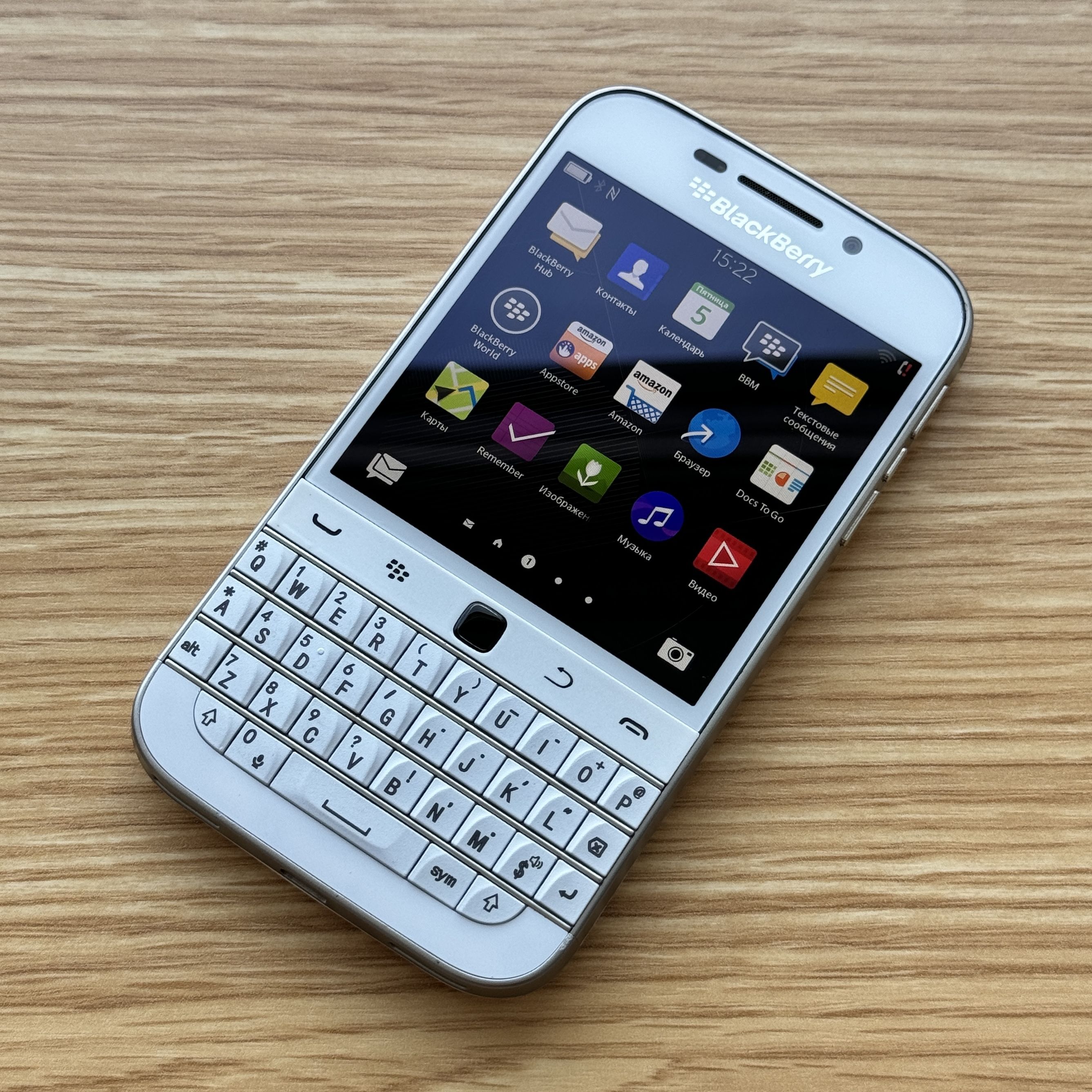 BlackBerryМобильныйтелефонClassicQ20,белый