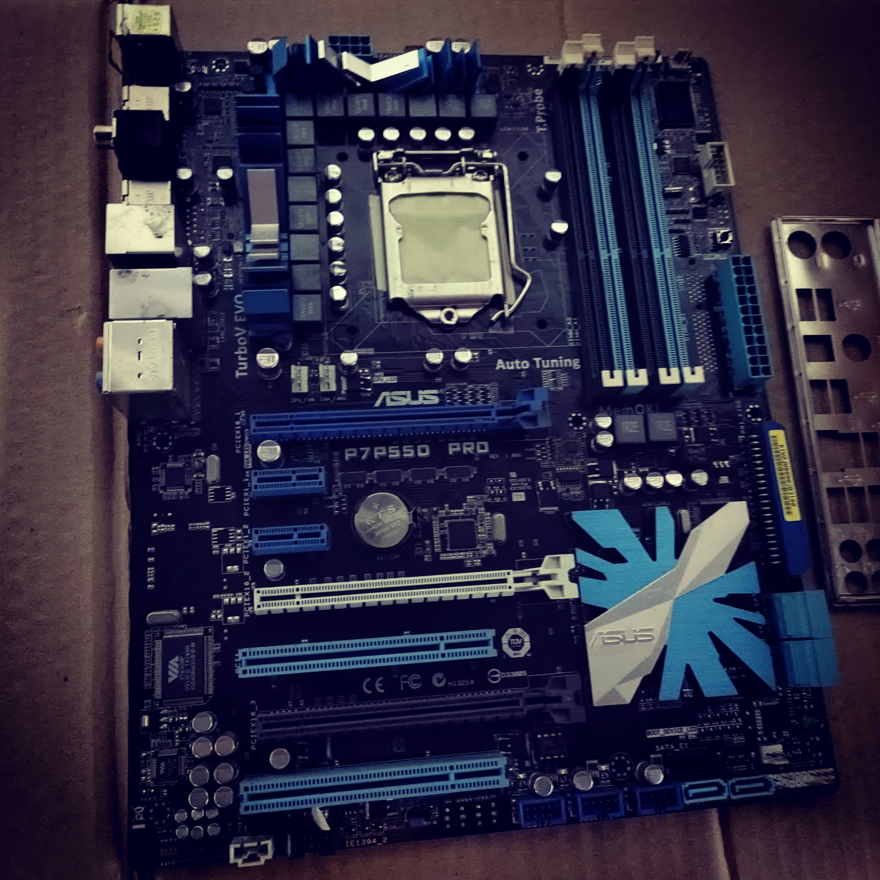 ASUS Материнская плата P7P55D PRO/LGA1156