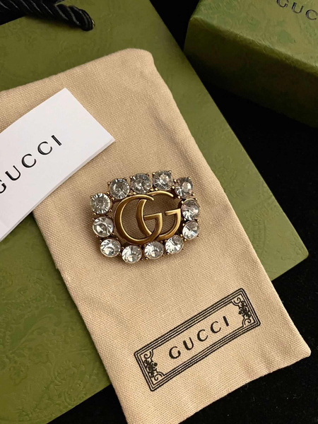 Gucci Брошь - купить с доставкой по выгодным ценам в интернет-магазине ...
