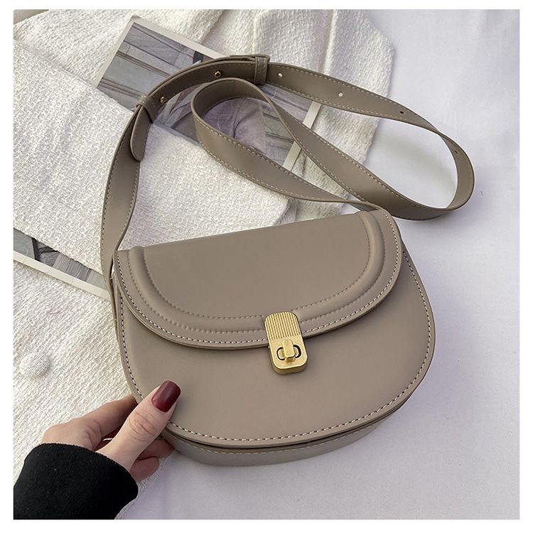 Сумка-полумесяц / Женская сумка на плечо / Сумка в винтажном стиле / Сумка багет женская / Сумка седло / Сумка кросс-боди серая