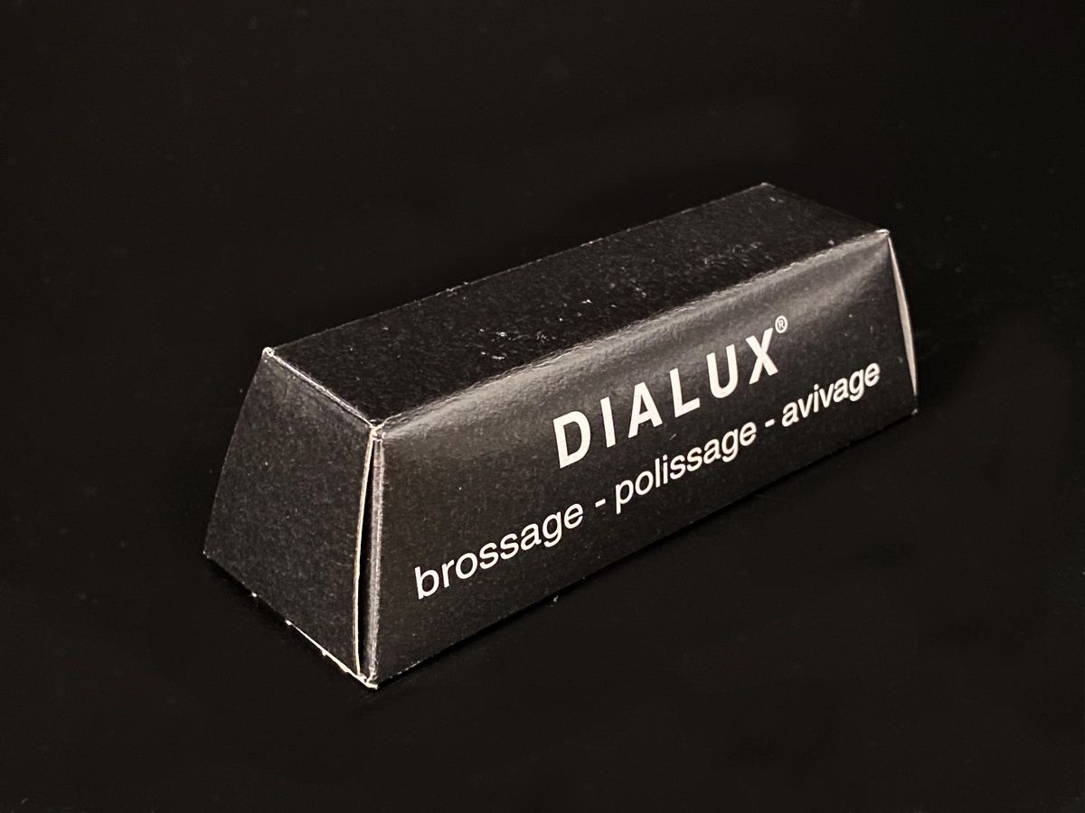 Паста полировальная DIALUX BLACK