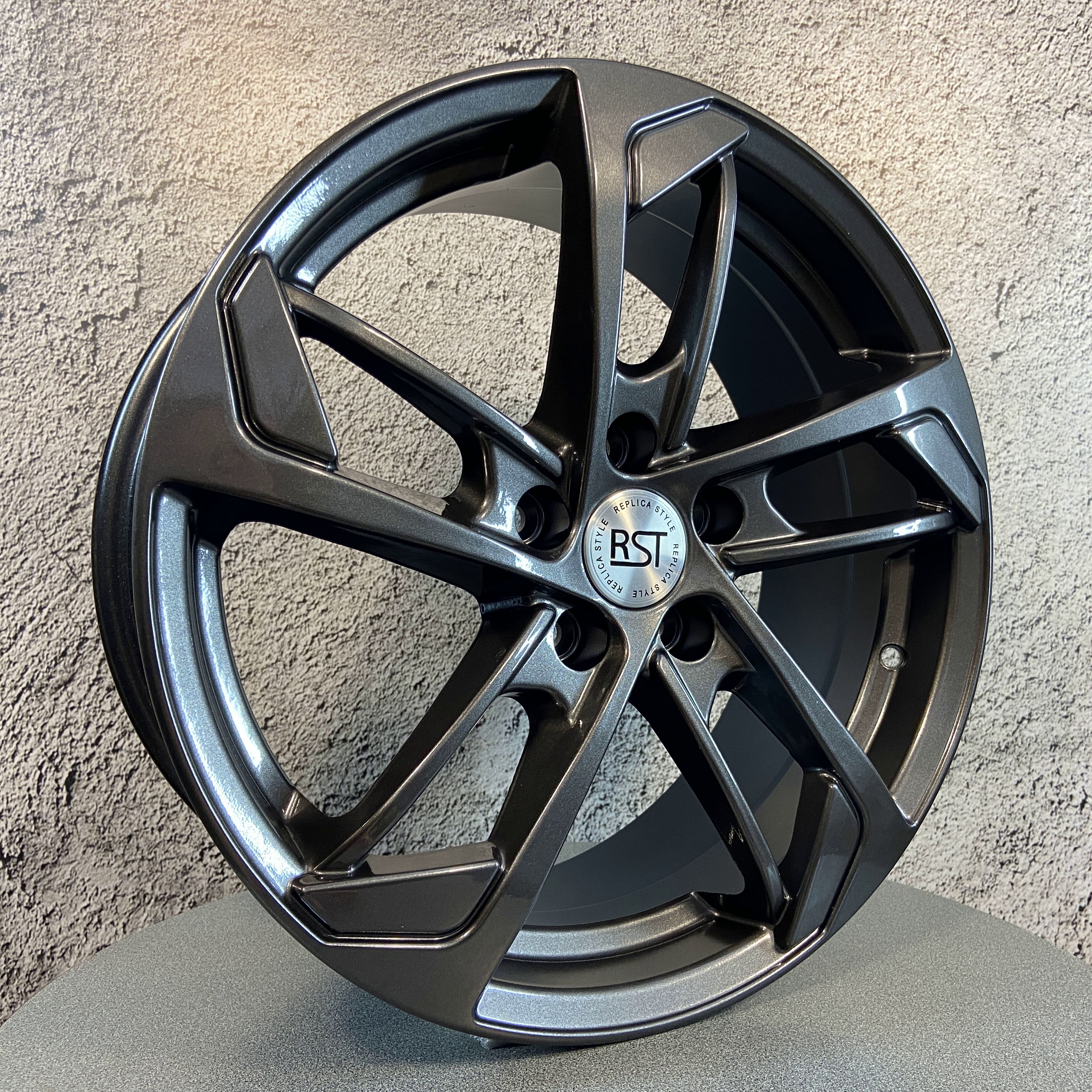 RST  Колесный диск Литой 17x7" PCD5х108 ET40 D54.1