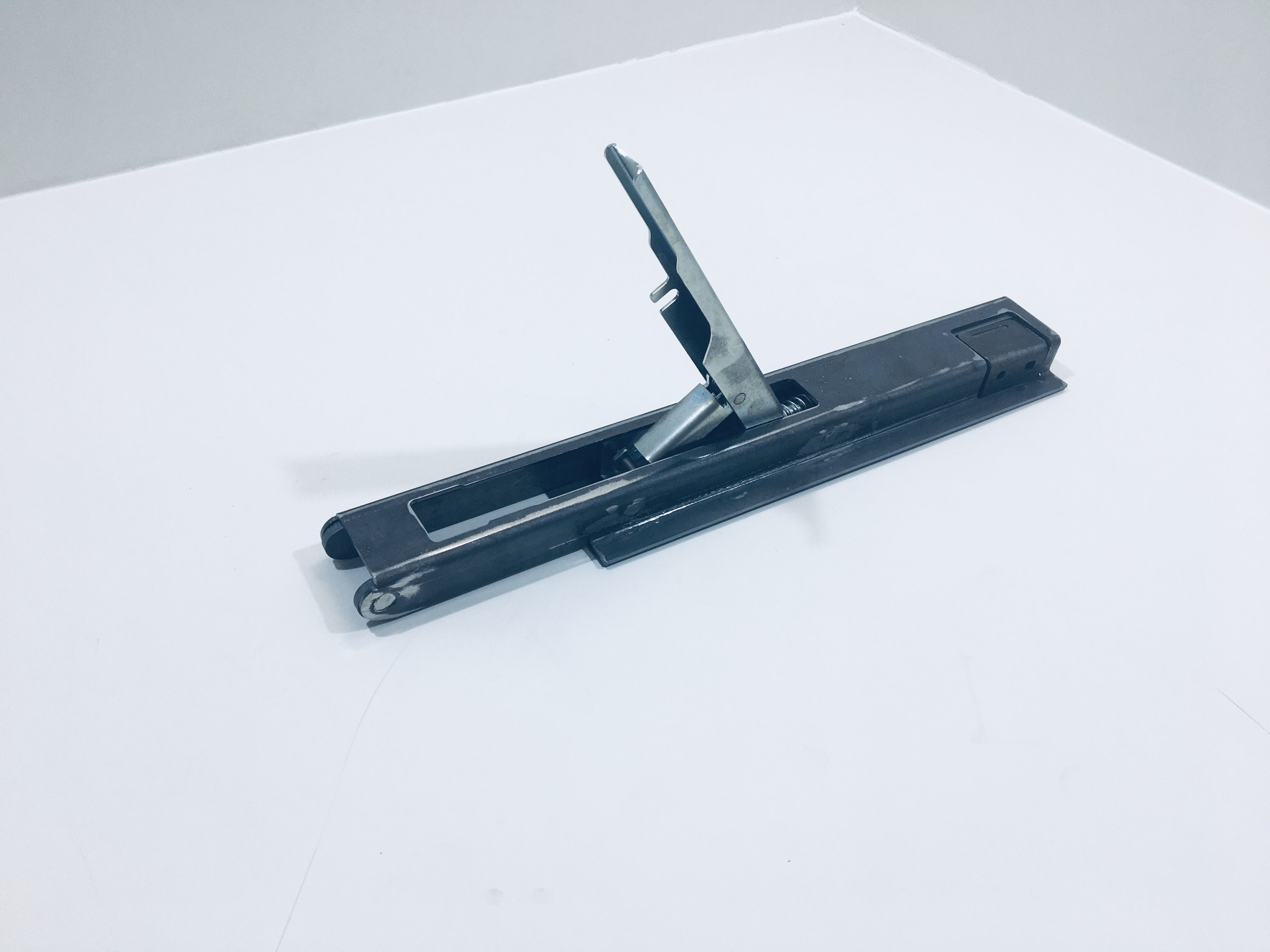 Стойка бортовая 600 мм передняя (левая)