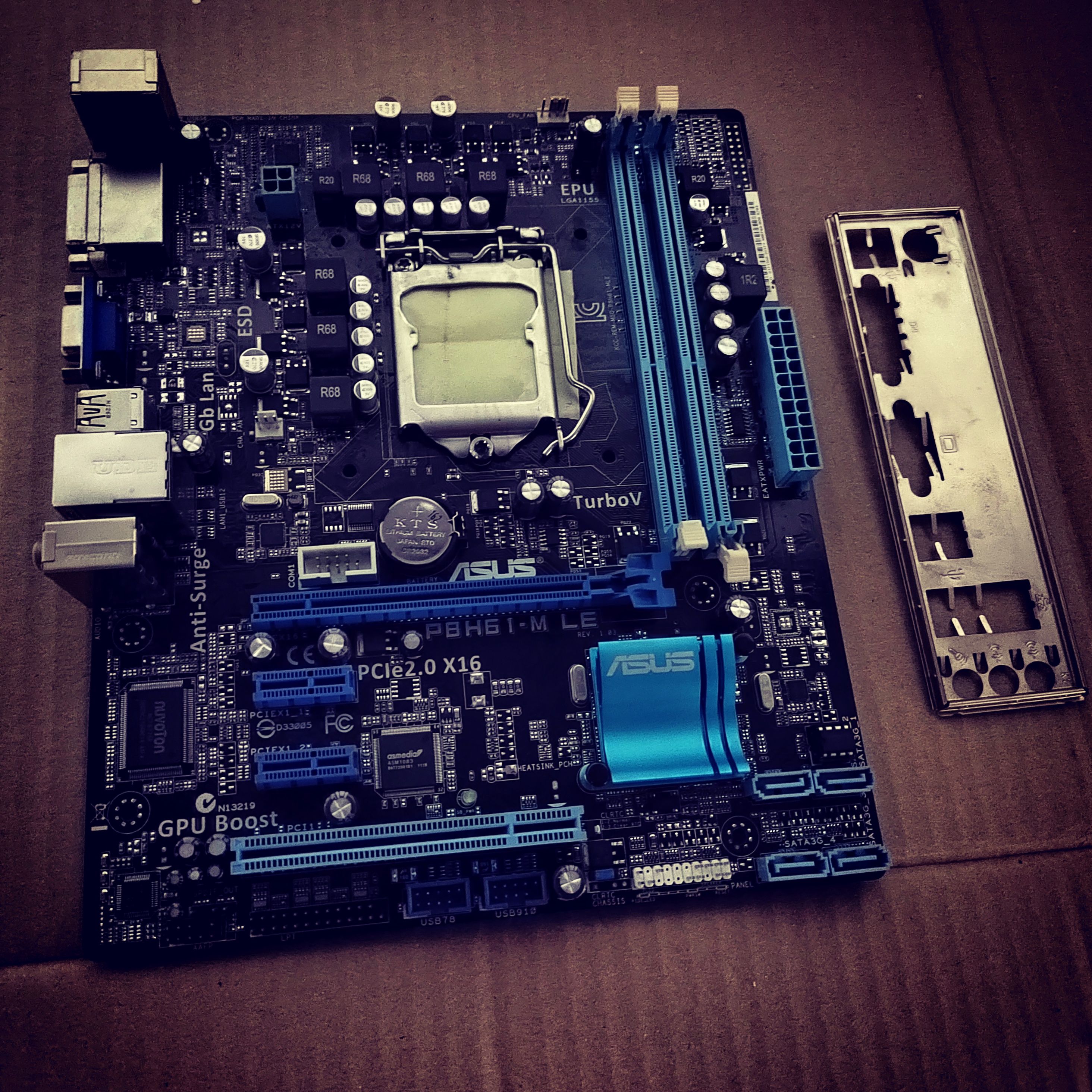 ASUS Материнская плата P8H61-M LE/LGA1155