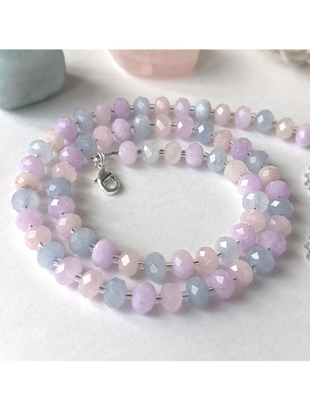 натуральные камни аметист и лунный камень