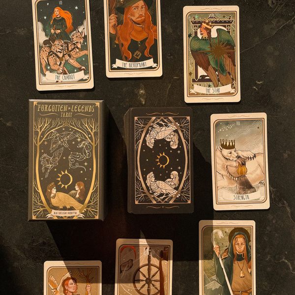 Таро Забытых Легенд с золотыми срезами. Forgotten Legends tarot ...