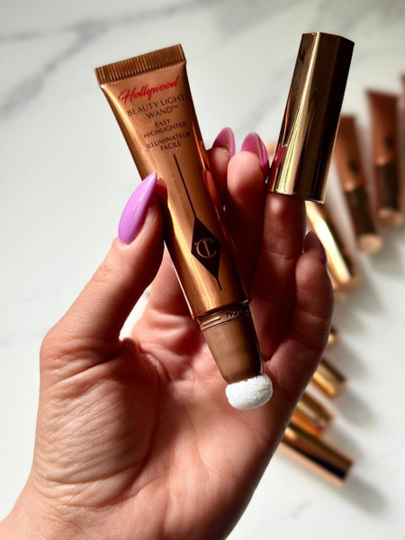 CHARLOTTE TILBURY spotlight хайлайтер для лица купить на OZON по низкой ...