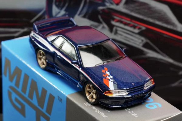 MINI GT 1:64 #326 NISSAN GTR SKYLINE R32 Легковая модель автомобиля ...