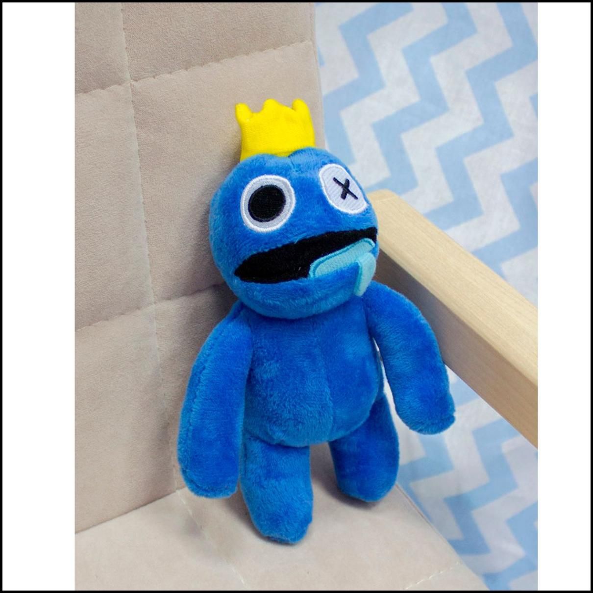 Это синяя игрушка. Мягкие игрушки. Синий плюшевый мишка. Игрушка синий игрушка синий. Синий медвежонок игрушка.