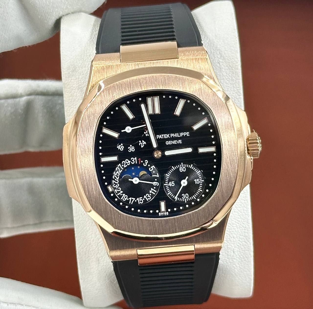 РоскошныеМужскиечасыPatekPhilippeNautiluschronographe