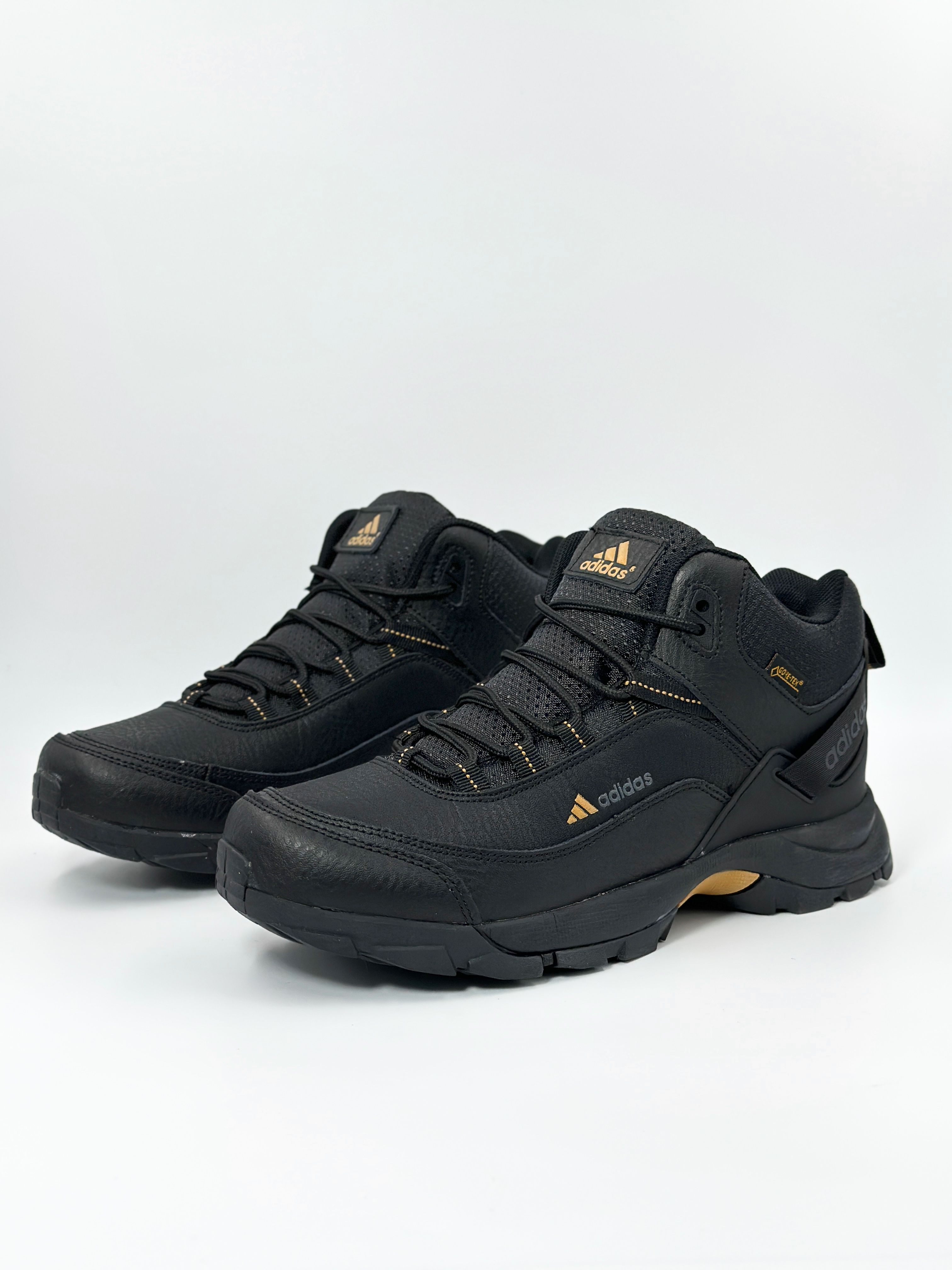 Ботинки adidas купить на OZON по низкой цене (1746375373)