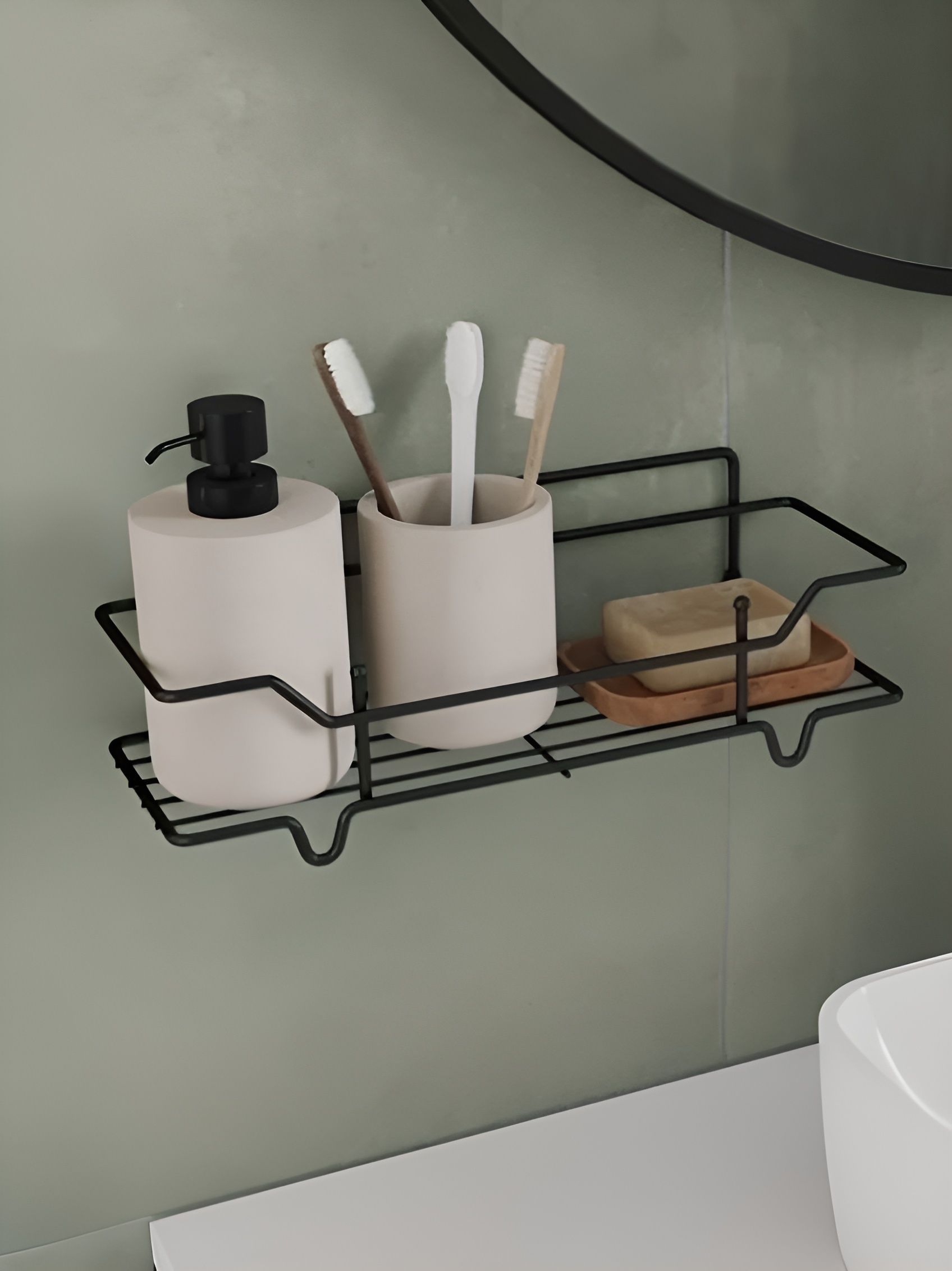 Фото товара на маркетплейсе ozon Полка для ванной настенная, одноярусная, прямая, стальная, чёрная, Milardo, Grid, GRICS1BM44