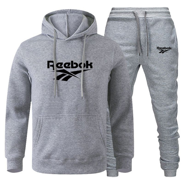Костюм спортивный Reebok купить на OZON по низкой цене (1772844166)
