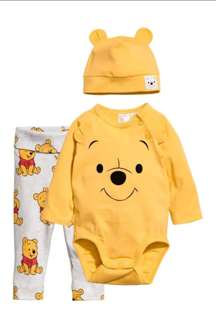 Одежда винни. Winnie Pooh h&m комплект одежды. Боди Pooh Winnie комплект. Костюм с Винни пухом HM. Комплект HM Винни.