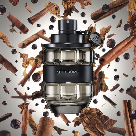 Viktor & Rolf Вода парфюмерная 108. Spicebomb   90 мл