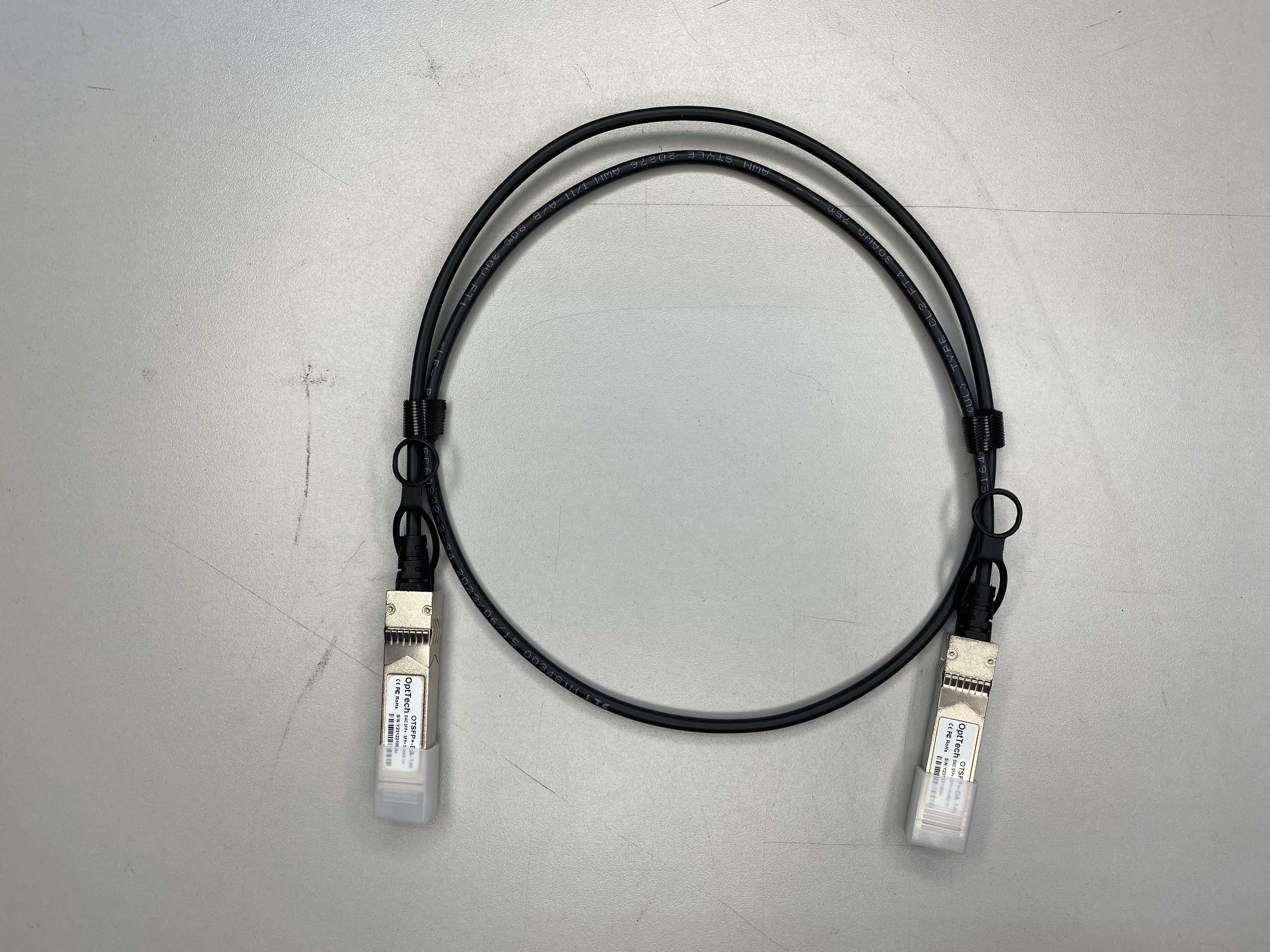 СоединительSFP+-SFP+,30AWG,1m,арт.OTSFP+-DA-1m