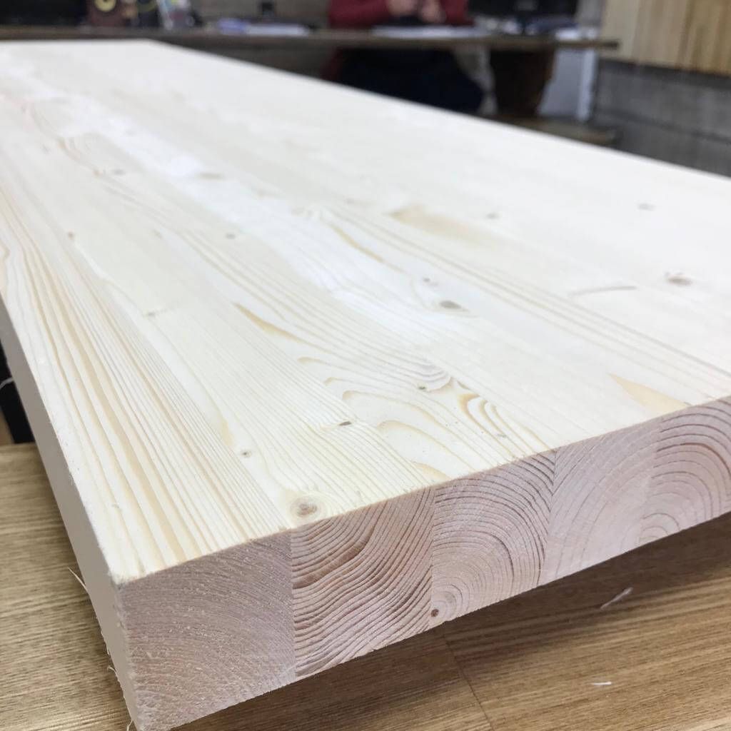 Балясина сращенная хвоя сорт экстра эллипс. Вес щит сосна 18 мм. Щит сосна цельноламельный. Цельноламельный щит. Мебельный щит 28*300* 800мм.