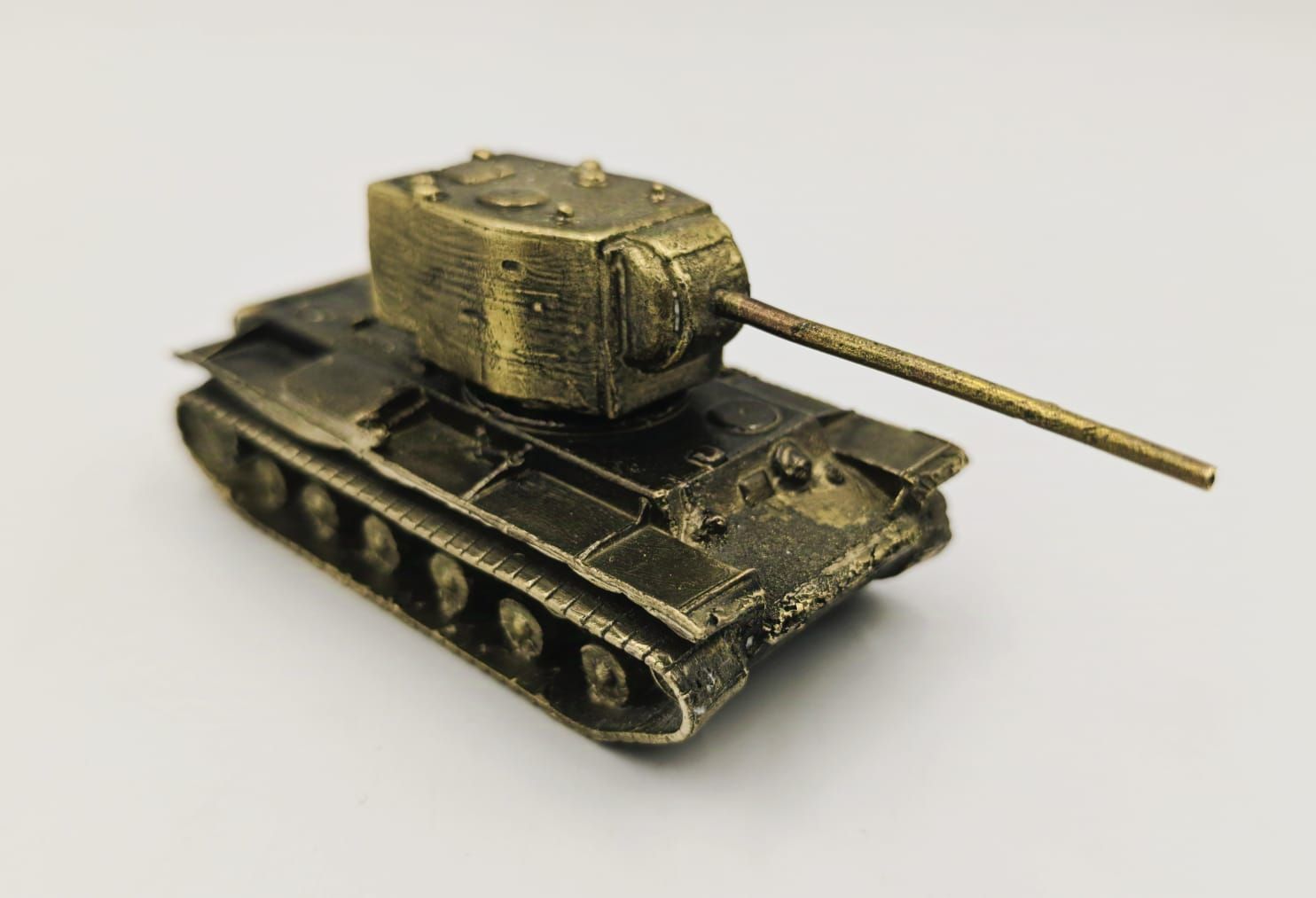 АвторскаяфигуркаизбронзыТяжелыйтанкСССРКВ-2(ЗИС-6)/KV-2(ZiS-6)