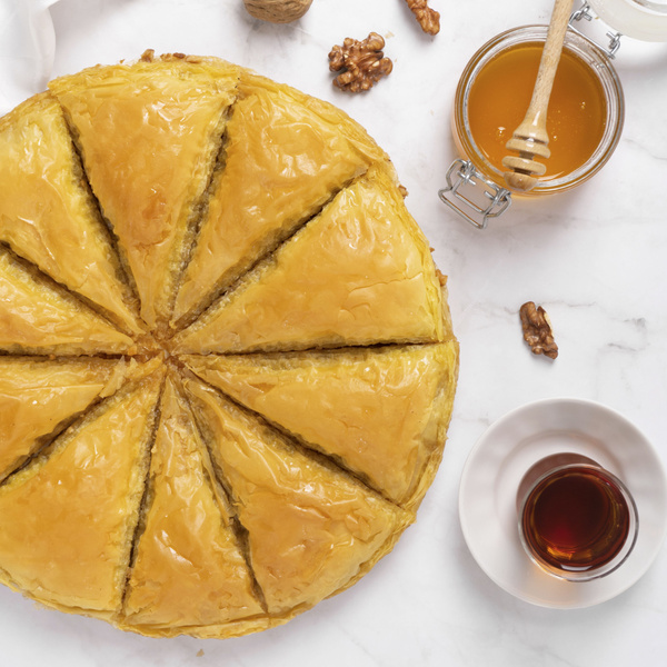 Пахлава Турецкая "Хавуч" с грецким орехом и мёдом, 1 кг - купить с ...