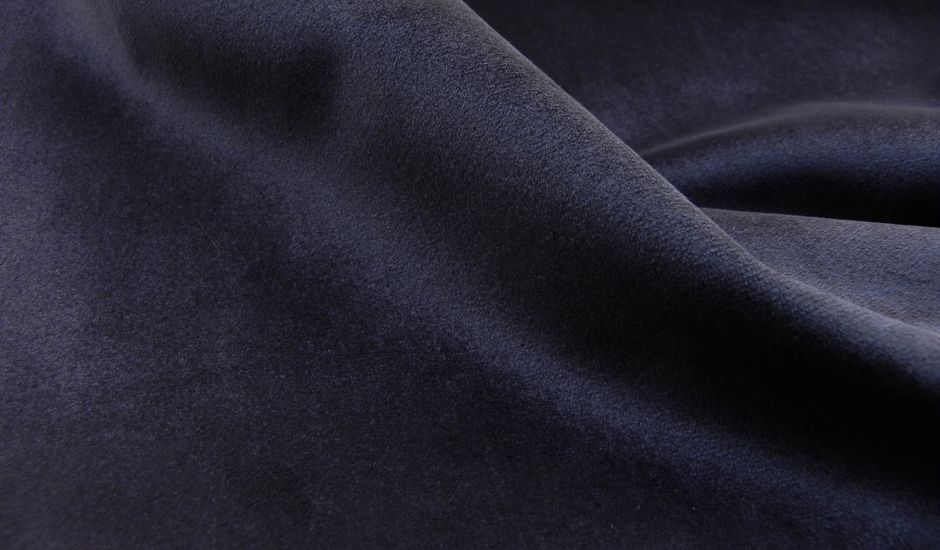 плотный приятный. салатовый цвет. ткань вирджиния велюр. Virginia (велюр) лэзертач. ткань флис однотонный бордовый.