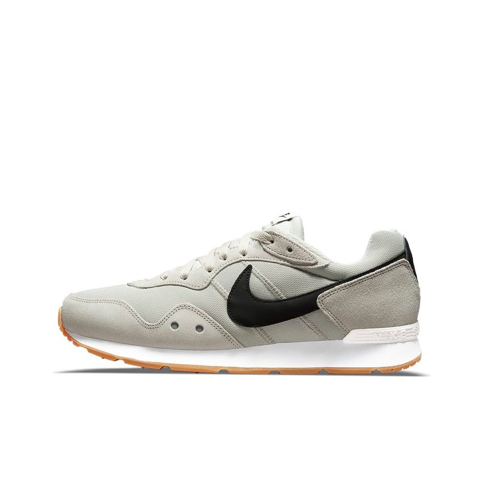 Running venture. Nike venture runner wide.
