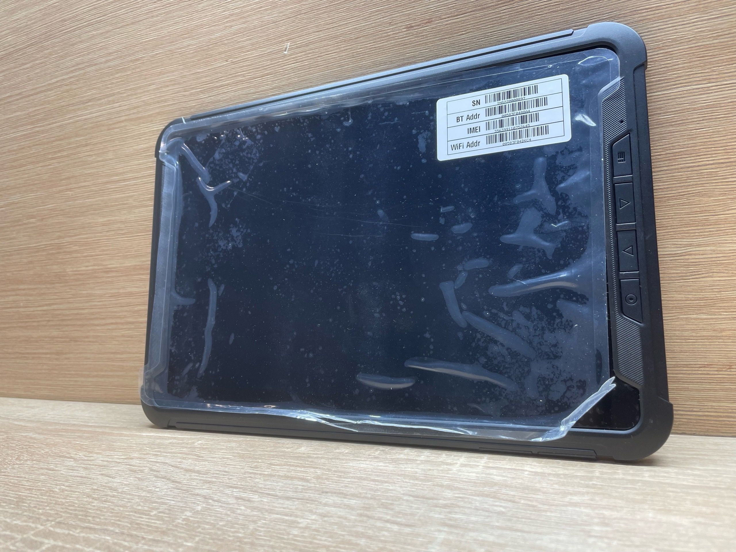AQUARIUSПланшетNS2202/16GBLTEFullHDОСАврораОЕМ,10.1"2ГБ/16ГБ,черный