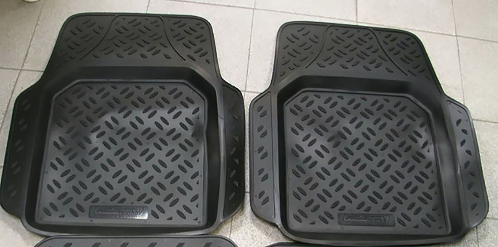 AileronКоврикивсалонавтомобиля,2шт.