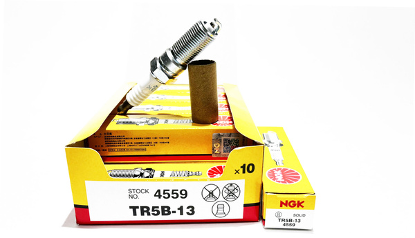 Комплект свечей зажигания NGK 4559 - купить по выгодным ценам в ...