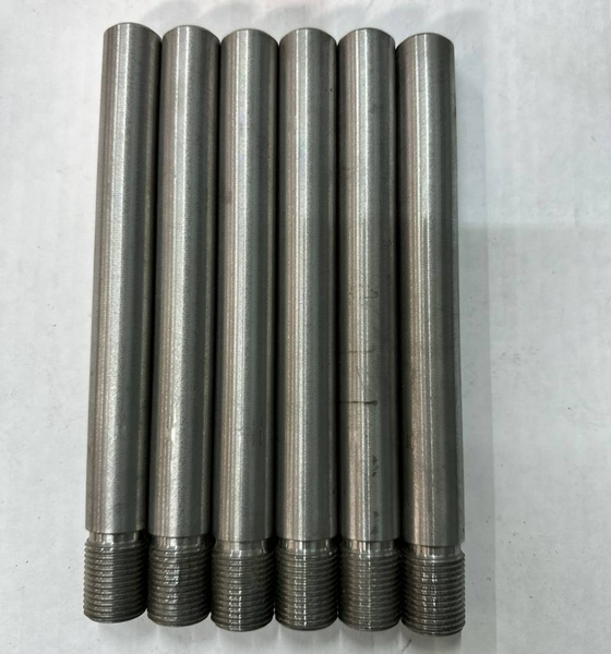 Приварной отвод штуцер. Резьба 1/2 внешняя. Длина 200мм. Сталь 20 ...