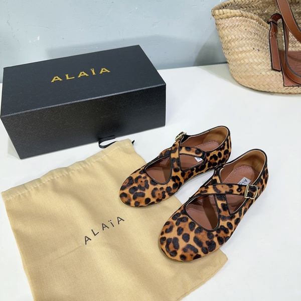 Балетки ALAIA - купить с доставкой по выгодным ценам в интернет ...