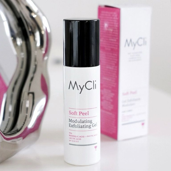 MyCli Soft Peel Modulating Exfoliating Gel Мягкий миндальный пилинг для ...