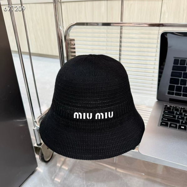 Шапка Miu Miu купить на OZON по низкой цене (1739366291)
